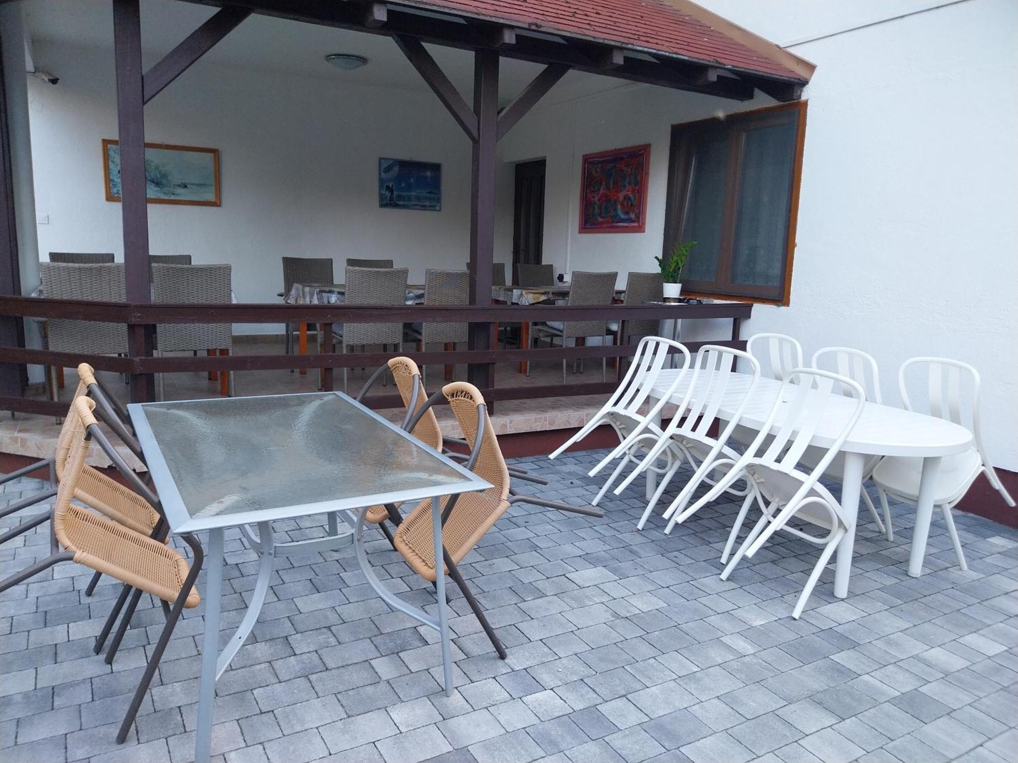 Fenyves Vendeghaz - Siofok Apartment Ngoại thất bức ảnh